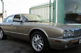 Jaguar XJ XJ8 3.2