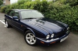 Jaguar XJ XJ8 3.2