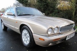 Jaguar XJ XJ8 3.2