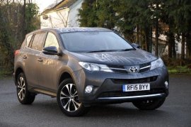 Toyota RAV4 5-DR 2.2 D-CAT