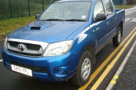 HILUX D 4 D  HLT