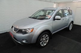 Mitsubishi Outlander 2.0