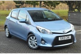 Toyota YARIS HYBRID 5-DR 1.5 VVT-i