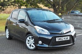 Toyota YARIS HYBRID 5-DR 1.5 VVT-i