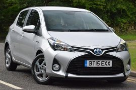 Toyota YARIS HYBRID 5-DR 1.5 VVT-i