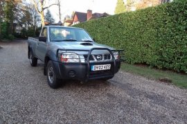 Nissan Navara Double Cab Pick Up 2.5