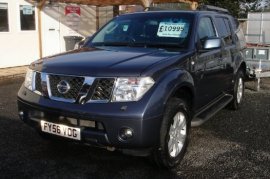 Nissan Pathfinder 2.5