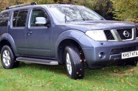 Nissan Pathfinder 2.5