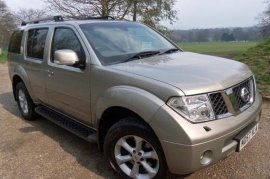 Nissan Pathfinder 2.5