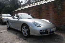 Porsche Cayman 2.7