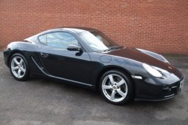 Porsche Cayman 2.7