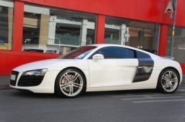 Audi R8 4.2