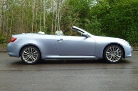 Infiniti G37 3.7