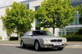 Jaguar XJ 3.2