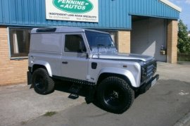 Land Rover Defender 90 2.5