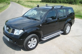 Nissan Pathfinder 2.5 dCi Trek 5dr