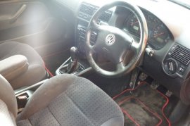 Volkswagen Golf 1.6