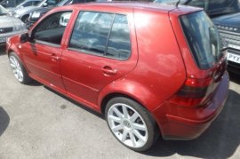 Volkswagen Golf 1.8