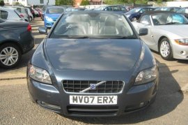 Volvo C70 2.4