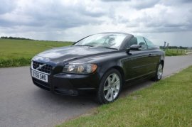 Volvo C70 2.4