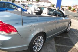 Volvo C70 2.4