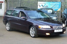 Volvo V70 2.4